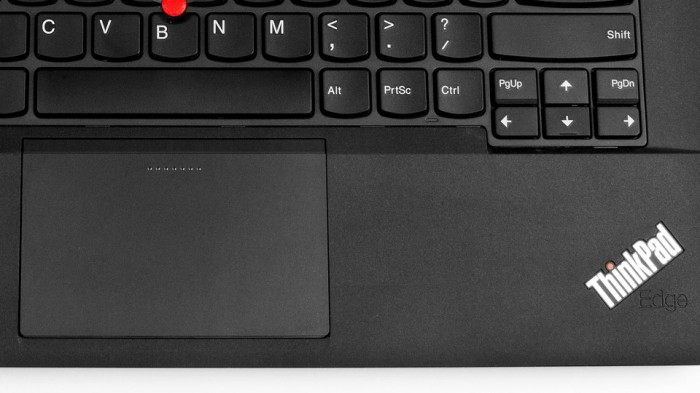 lenovo-laptop-thinkpad-e431-touch-touchpad-fpr-closeup-9