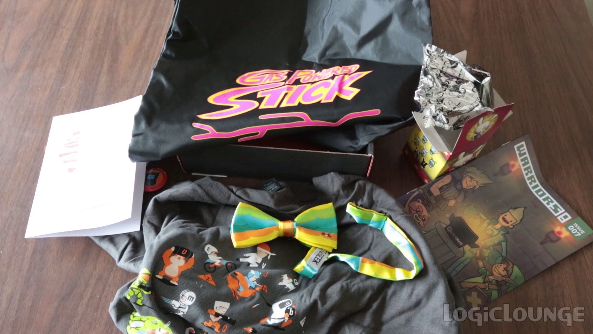 Unboxing: Lootcrate - Febuary 2014 (Theme: Warriors)